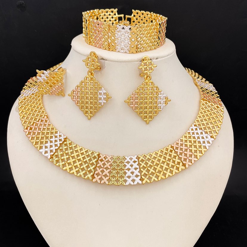 Aso-Oke Elegance jewelry set image 0