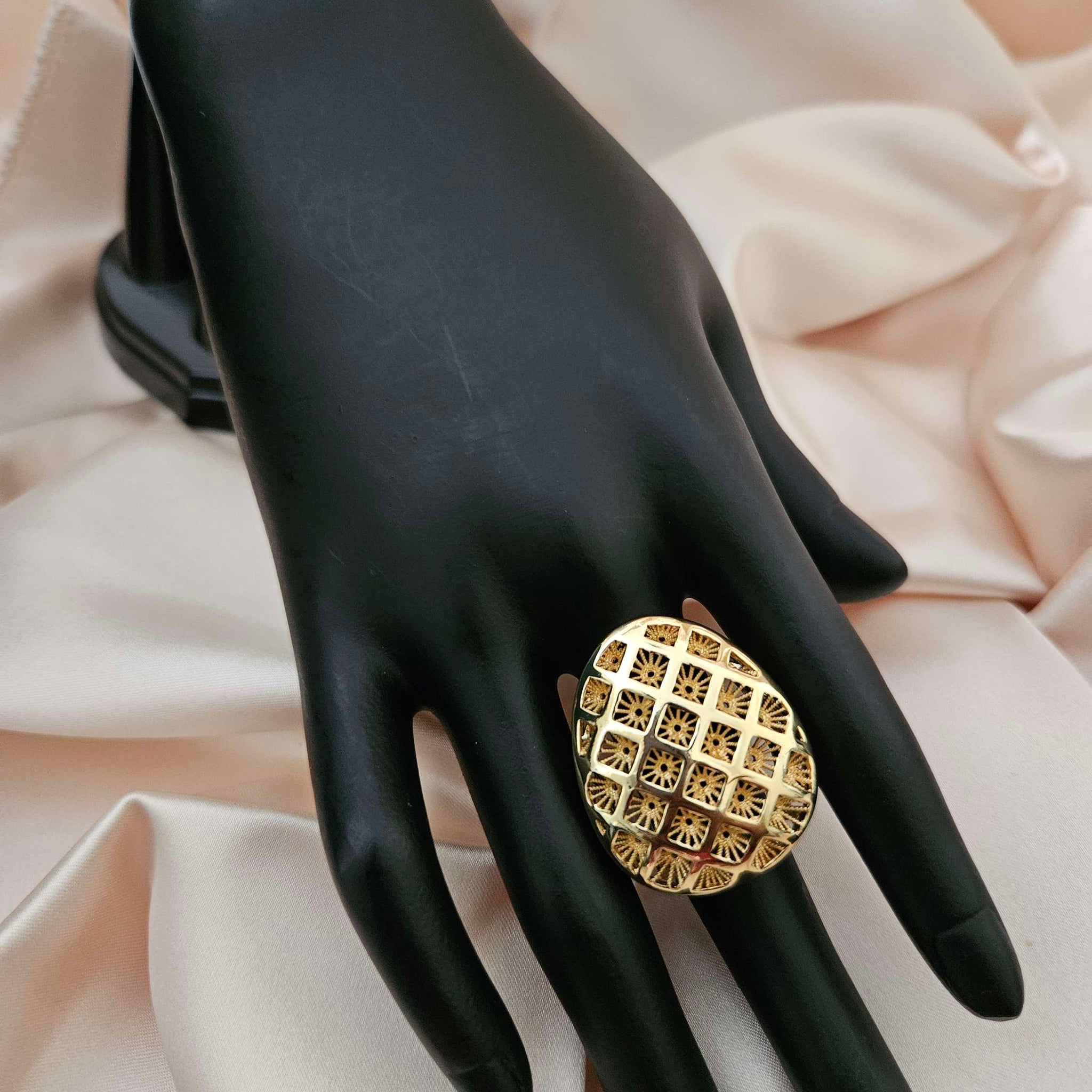  Golden Mosaic Majesty Ring image 0