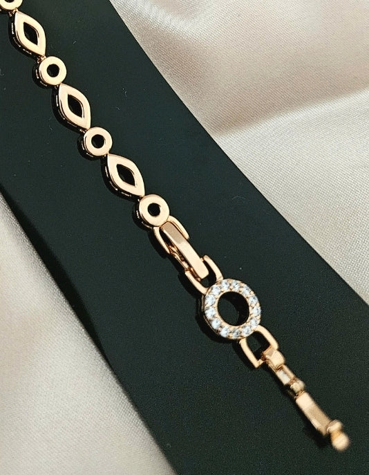 Adora Elegant Bracelet image 2