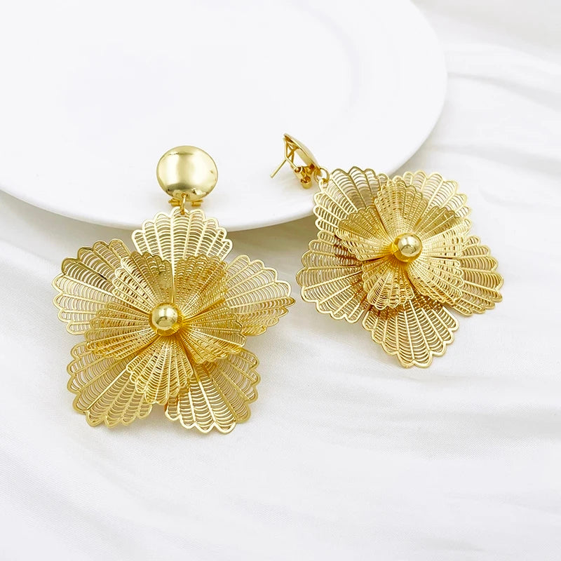 Golden Blossom Earring image 2