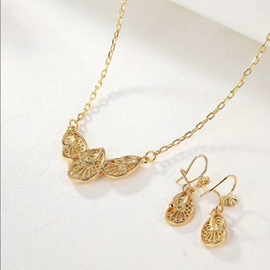 Charming Gold Filigree Teardrop Necklace & Earring Set for Girls | FancyDaria