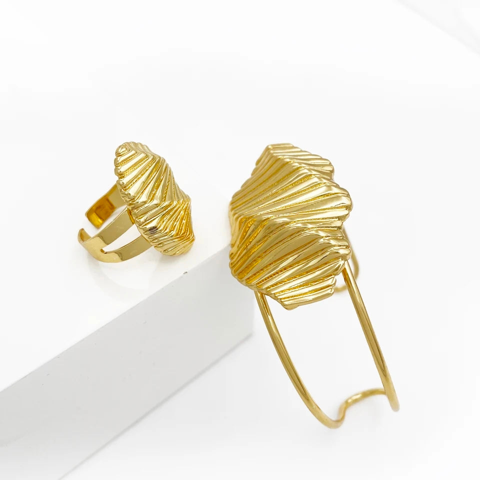 Gbemisola Swirl Jewelry Set image 4