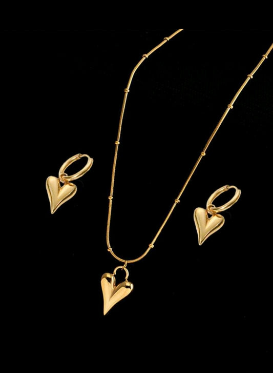Classic Heart Minimalist Waterproof Necklace Set