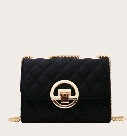 Quilted Buckle Chain Shoulder Bag