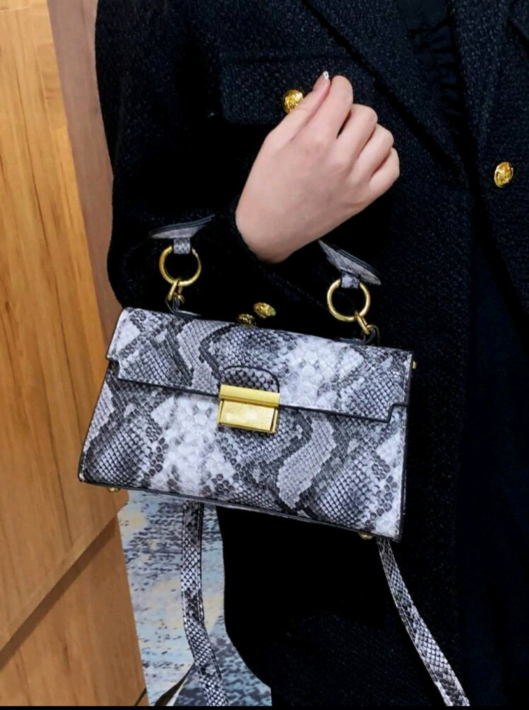  Woman bags, bags, ladies bags, woman bags, bags, ladies bags, woman bags, bags, ladies bags.