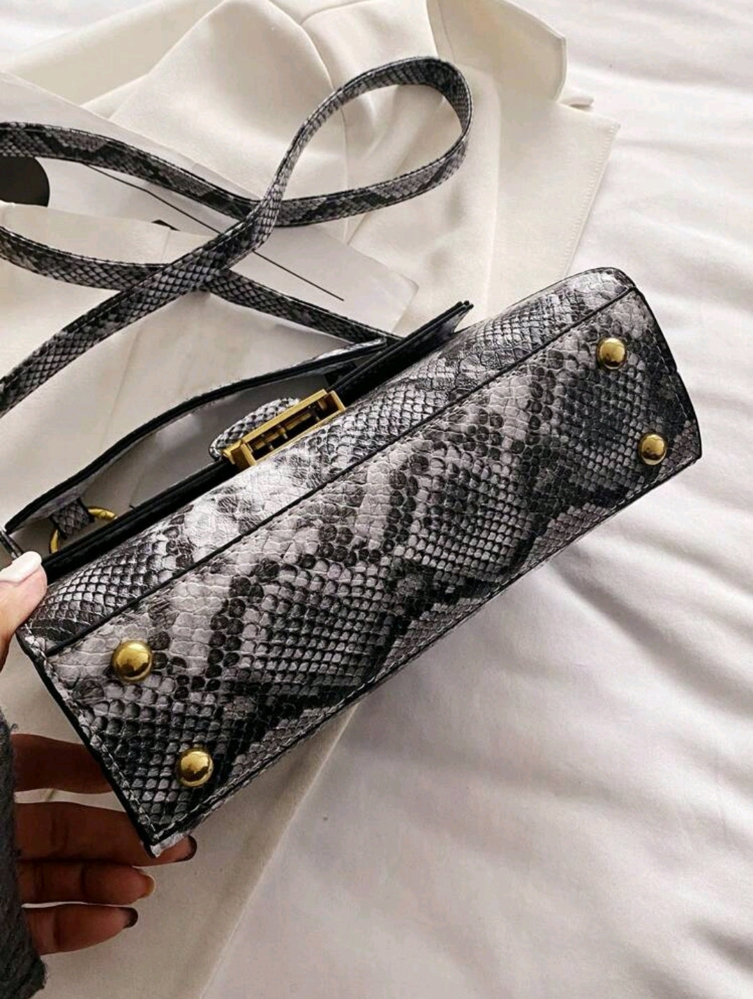  Woman bags, bags, ladies bags, woman bags, bags, ladies bags, woman bags, bags, ladies bags.