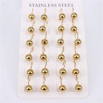 Rings, necklace, bracelet and earrings, rings, necklace, bracelet and earrings.
