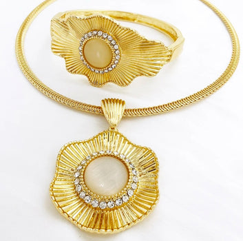 Sally Rhinestone Flower 18k Gold Plated Necklace Set