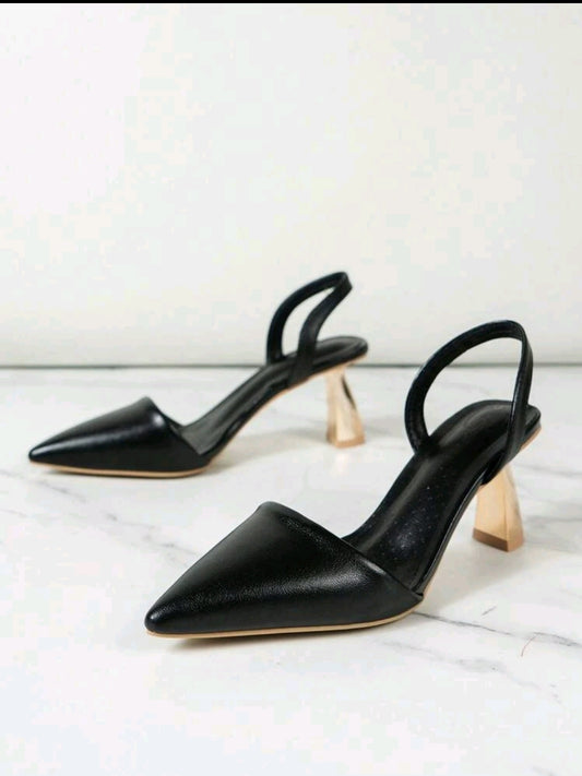Classy Elegant Black Slingback Pumps