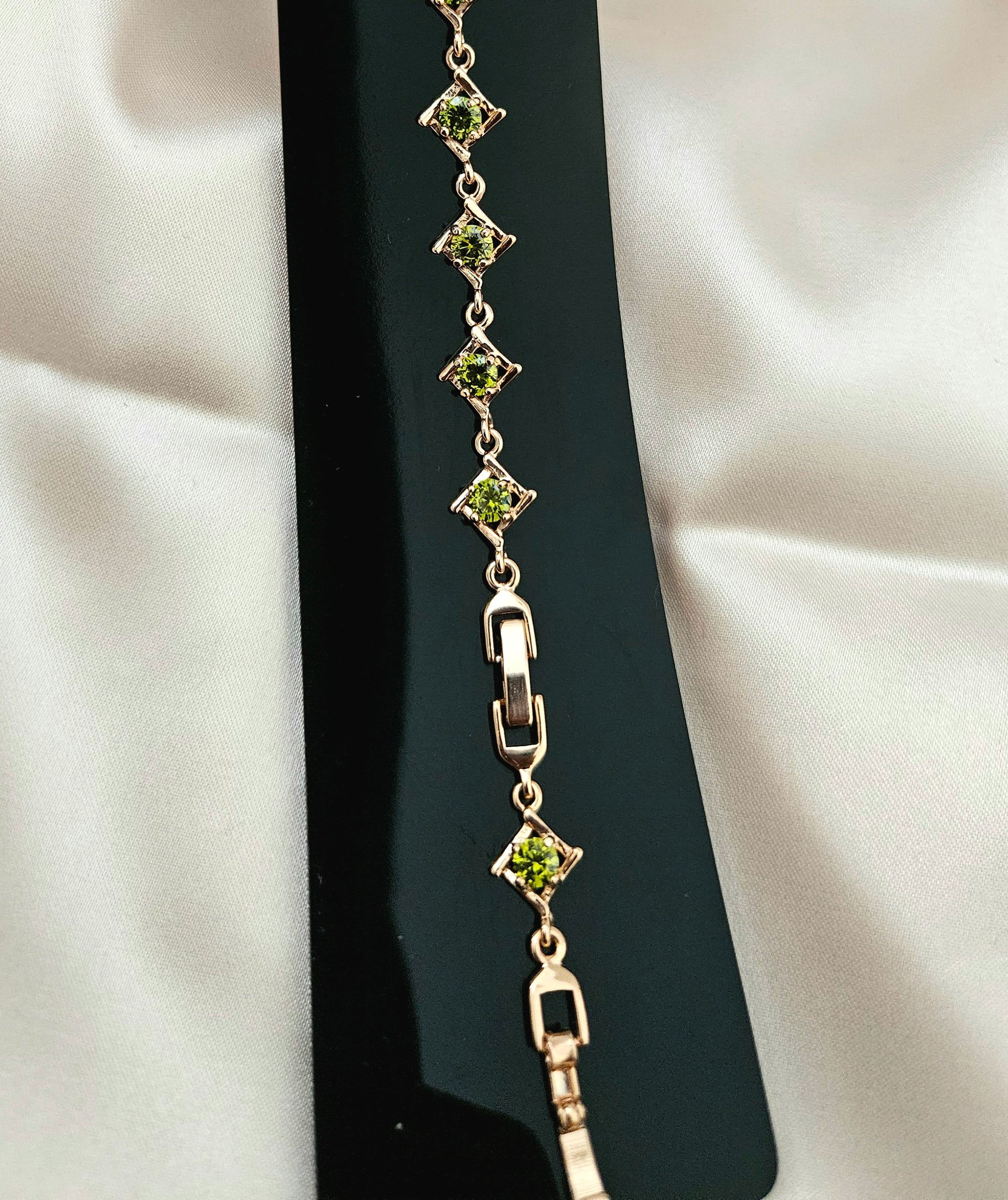Jane Verdant Elegance Bracelet image 2