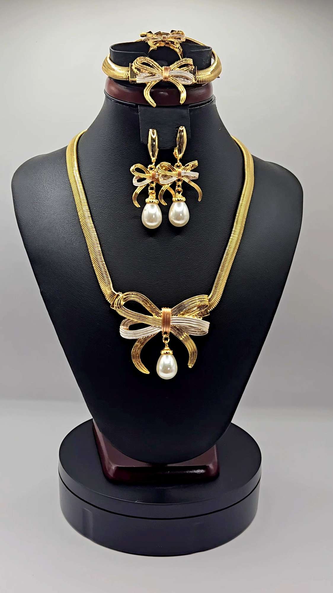 Ewabanke Luxury Set image 0