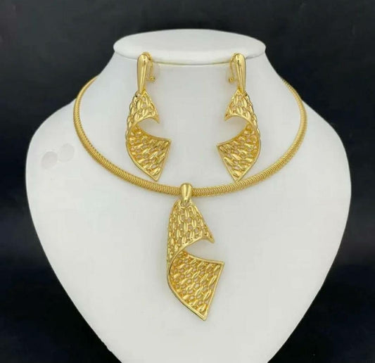 Latoke Teardrop Set