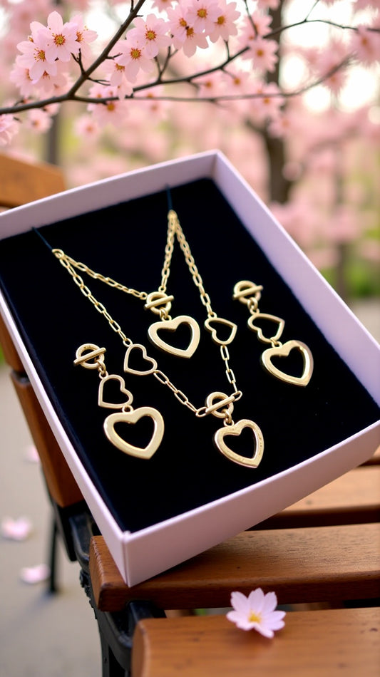 Aurena HeartLink Trio Set – Gold-Plated Necklace, Earrings & Bracelet