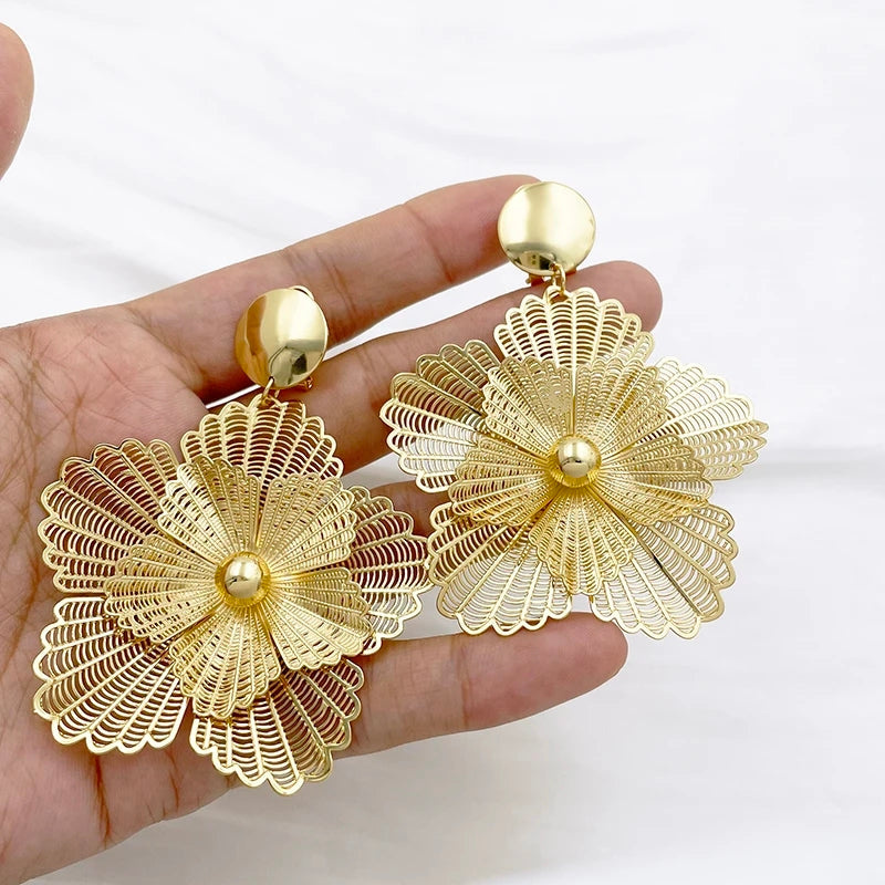 Golden Blossom Earring image 1