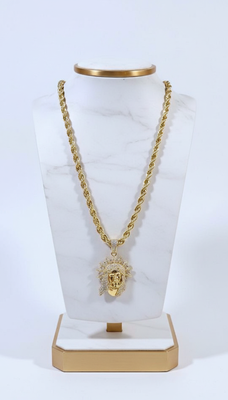 men's lion king pendant necklace gold iced out CZ stones Fancy Daria