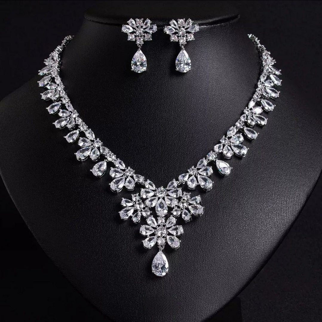 Cubic zirconia Jewelry set with necklace and earrings on a black mannequin