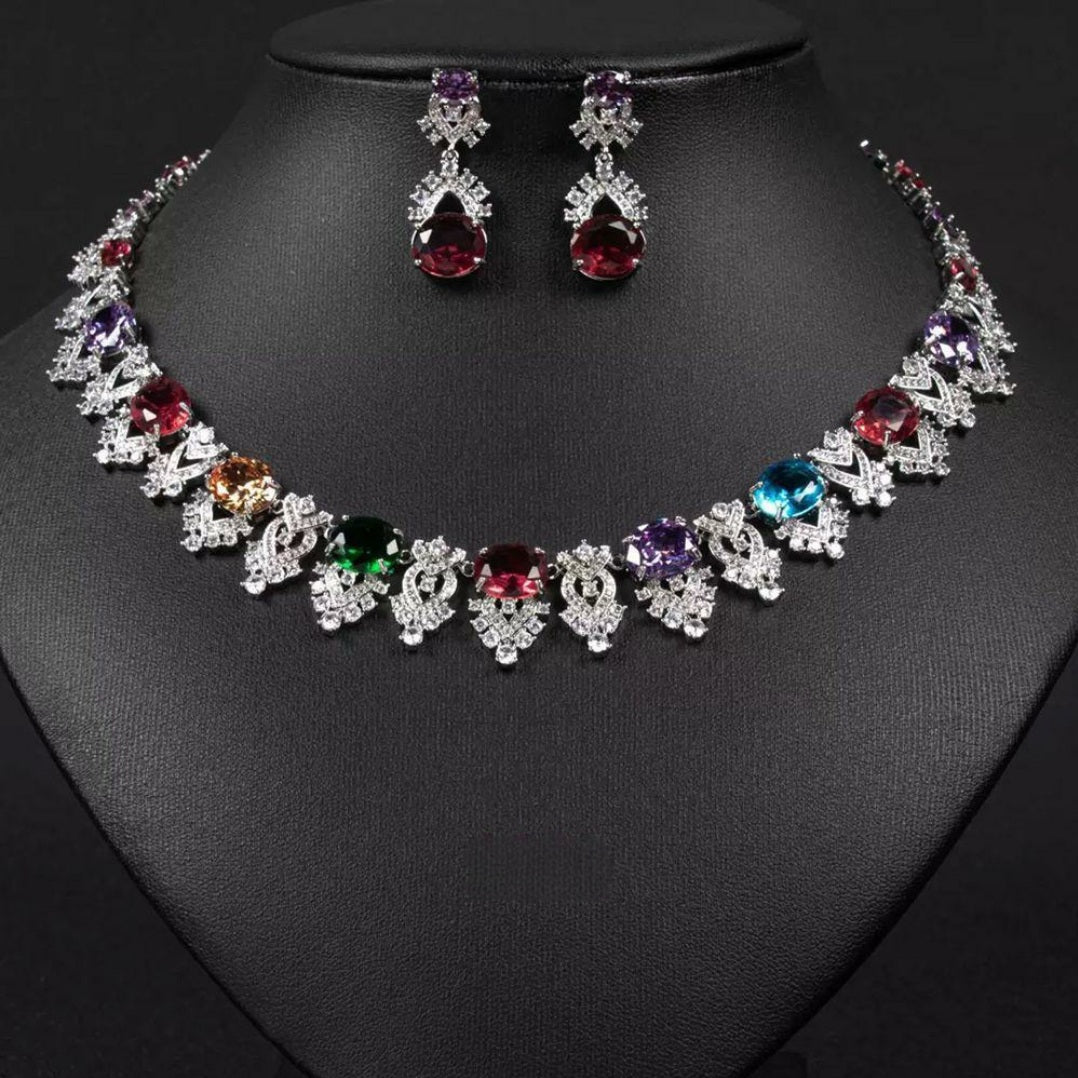 Jewelry set with necklace and earrings on a black mannequin