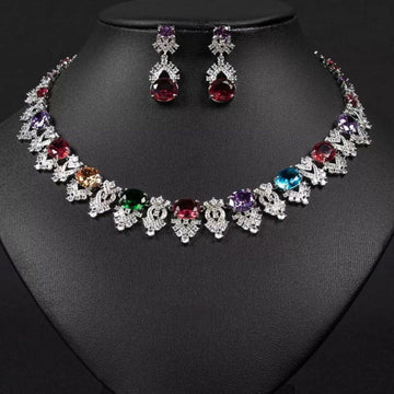Jewelry set with necklace and earrings on a black mannequin